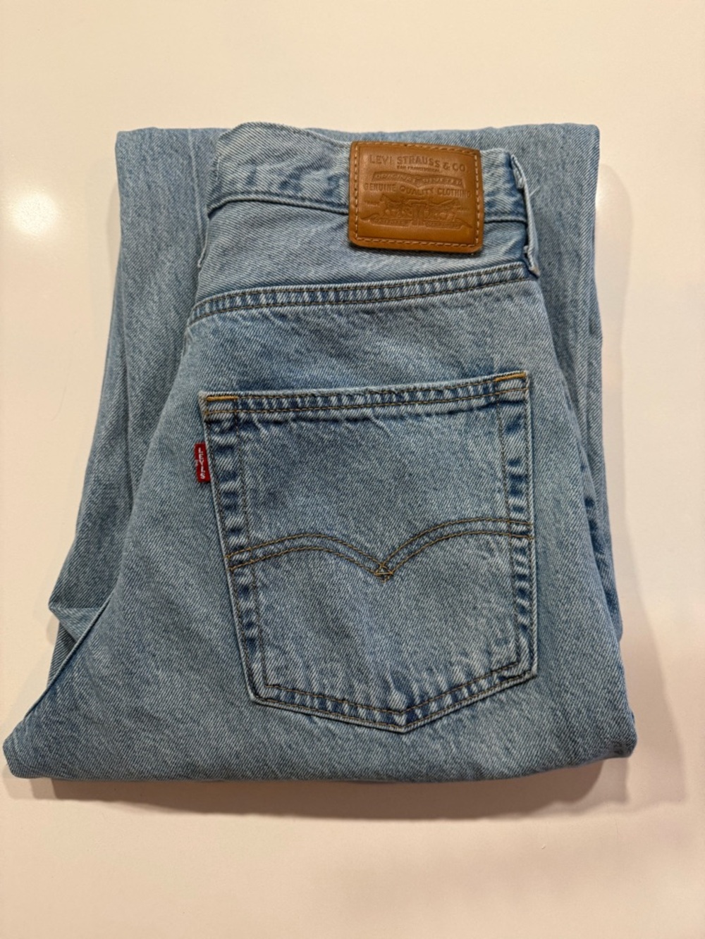 Levi’s - Picture 2 of 7